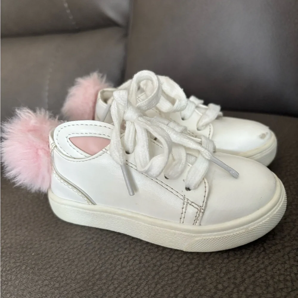 Minna parikka White Bunny Ears Shoes toddler size 5